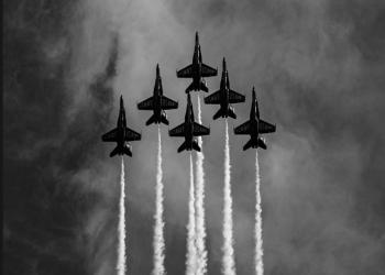 L' AI e la robotica sono gi&agrave; arsenali pronti a colpire: da l&rsquo;epoca dei soldati in carne ed ossa a MOLTBOOK e il pericolo TERMINATOR