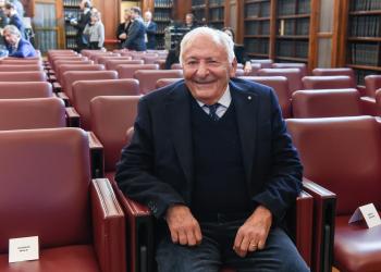 Mogol da Sanremo a Roma con elicottero Vigili del fuoco, Pd: "Mezzo usato come taxi", Piantedosi: "Polemiche strumentali"