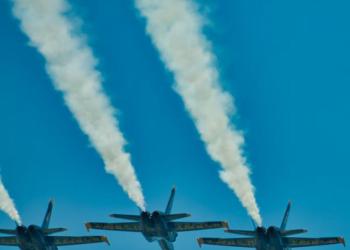 Attacco in Iran: la geostrategia americana a confronto con Trump e Netanyahu tra raid aerei e distrazione di massa