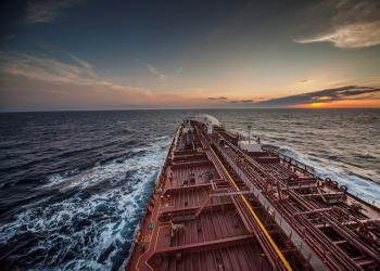 Blocco dello stretto di Hormuz, petrolio a $80 al barile nel pre-market, assicurazioni sulle navi a $100mila, +50%