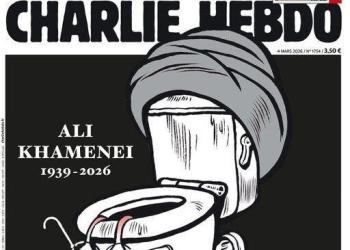 "Ali Khamenei come un water tra le macerie": Charlie Hebdo provoca il mondo islamico e sfida Teheran dopo l'attentato del 2015