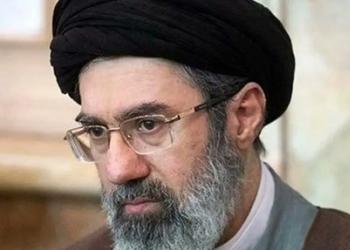 Iran, "Mojtaba Khamenei morto o in coma in terapia intensiva: in stato di incoscienza, ha fegato e stomaco spappolati" - RUMORS