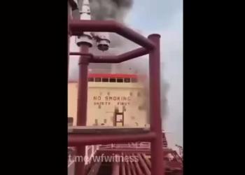 Iran colpisce petroliera Mkd Vdyom in Oman, 1 morto e 20 feriti, attaccata con 1 drone anche raffineria Ras Laffan in Qatar - VIDEO