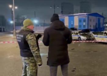 Attentato suicida a Mosca, auto della polizia esplode davanti alla stazione, morti attentatore e un agente, 2 i feriti - VIDEO