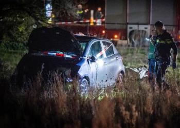 Olanda, auto sulla folla durante parata di Natale a Nunspeet, 9 feriti, arrestata conducente 56enne, ipotesi malore improvviso alla guida - VIDEO