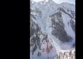 Valanga fuoripista a Courmayeur, morto in ospedale e Torino anche 3&deg; sciatore travolto: 3 deceduti nella slavina in Val Veny - VIDEO