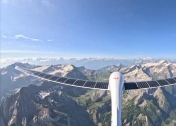 Superato il record di altitudine di un aereo a energia solare