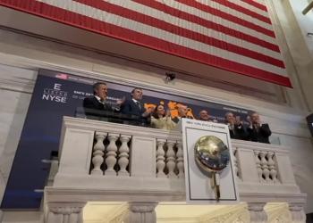 Eni, celebra 30 anni di quotazione al New York Stock Exchange