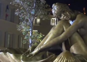 Quando Milo Manara realizz&ograve; la statua di Brigitte Bardot a Saint-Tropez