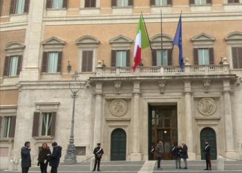 Febbre e dolore: Motore Sanit&agrave; contro l'uso improprio dei FANS