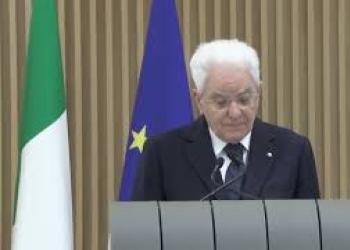 Mattarella cita aforisma Einstein: Con Ai rischio prevalenza stupidit&agrave; naturale