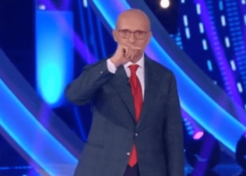 Caso Signorini, la difesa di Alfonso nell&rsquo;arena mediatica di Corona: nessuna smentita social, ma tutto agli avvocati