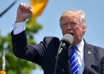 Kharg, gi&agrave; nel 1987 nel mirino di Trump: "Utile prendere l'isola in caso di attacchi iraniani, cos&igrave; avremmo il petrolio"