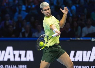 Alcaraz sul velluto a Indian Wells, avanza anche Djokovic. Darderi subito out