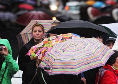 Meteo, le previsioni il 15 e 16 novembre: nuvoloso e piogge sparse