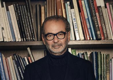 Moncler, risultati 2025 con ricavi a &euro;3,13 miliardi (+3%), utile netto a &euro;611,9 milioni (+6%); titolo in Borsa +14,5% dopo i conti annuali