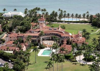 Florida, uomo armato tenta di entrare nella residenza Mar-a-Lago di Trump: ucciso dal Secret Service, il tycoon era a Washington
