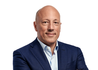 Amplifon risultati 2025, ricavi per &euro;2,4 mld (+1,7%), utile di &euro;159 mln (-15,4%), EBITDA per &euro;540 mln (-4,5%), indebitamento netto di &euro;1,045 mln