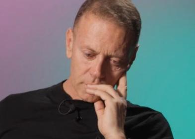 Rocco Siffredi nel fuorionda a Le Iene: "Non voglio pi&ugrave; vivere, ma non voglio lasciare il dolore a mia moglie e ai miei figli" - VIDEO
