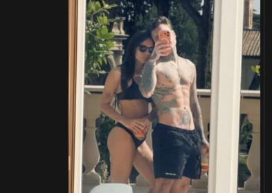 Giulia Honegger incinta di Fedez? "Mano sulla pancia per nascondere la gravidanza", intanto si parla di gender reveal - RUMOR