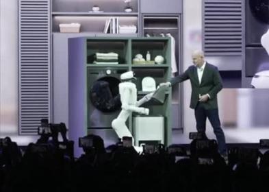 LG presenta il robot domestico che cucina e lava al Ces di Las Vegas