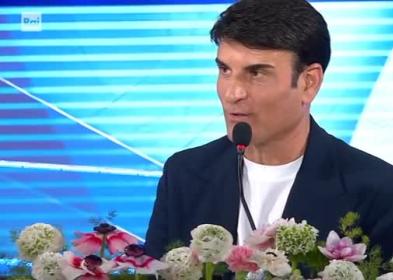 Sanremo, Sal Da Vinci: "Il primo bacio con Paola a Posillipo nel 1994"