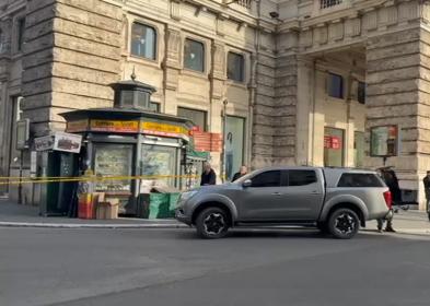 Falso allarme per trolley abbandonato a largo Chigi a Roma