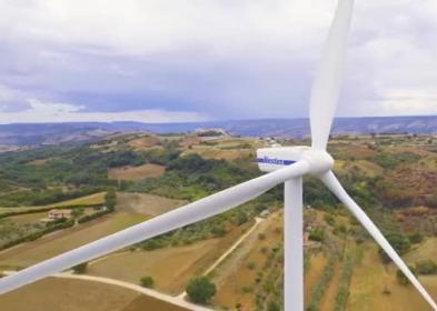 Terna: ogni euro investito nella Rete vale 1,3 euro di Pil