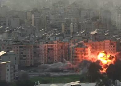 Libano, un palazzo raso al suolo da un attacco israeliano
