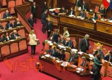 Meloni lascia Aula Senato dopo discussione sulle comunicazioni su crisi Iran