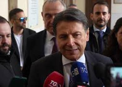 Crisi Golfo, Conte: Il Governo non deve lasciarsi trascinare in azioni militari in Iran