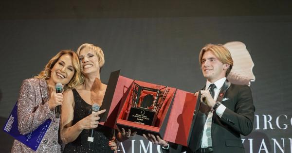 Strepitosa, istrionica, eccezionale. Una super Barbara D'Urso ha ...