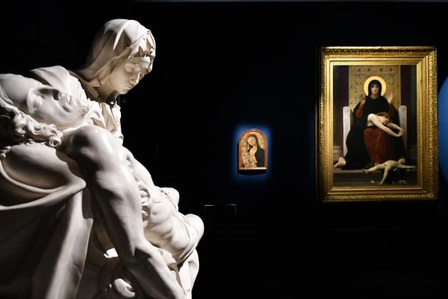 da MICHELANGELO BUONARROTI Piet à, 1930 circa (calco); 1498 (originale) Cittàdel Vaticano, Musei Vaticani 