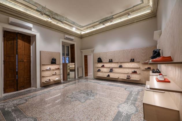 Santoni