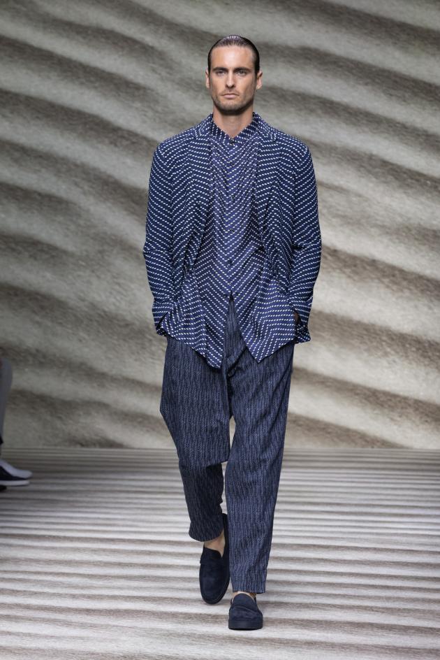 Giorgio Armani Collezione SS23