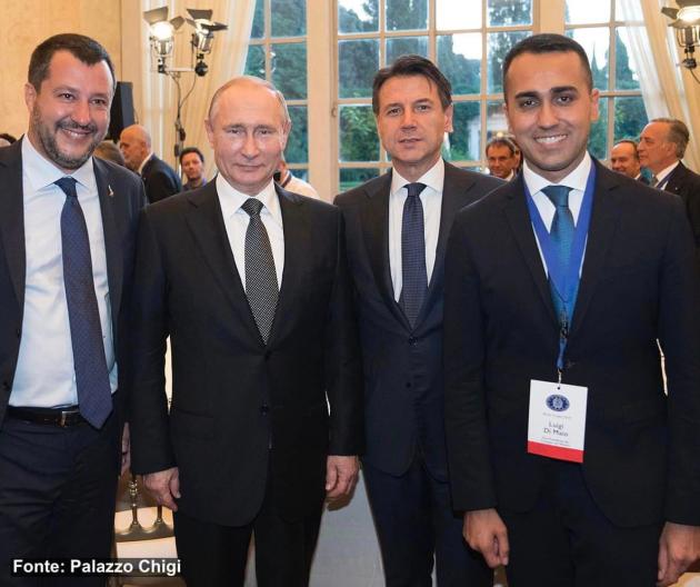 Vladimir Putin con il triumvirato