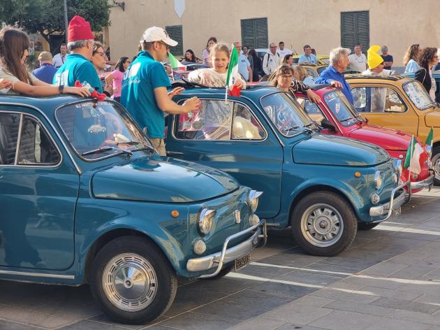 Raduno delle 500 storiche a Ventotene