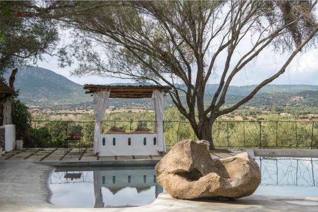 Suite Art Studio all'Hotel Su Gologone (courtesy)