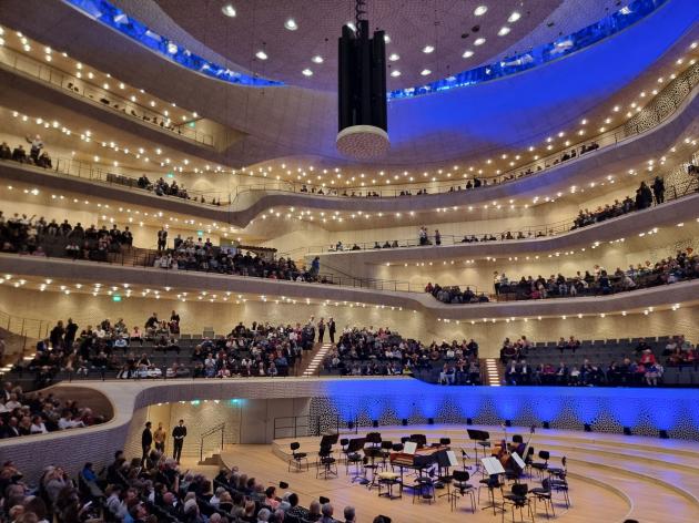 La "Grande Sala" dell'Elbphilharmonie