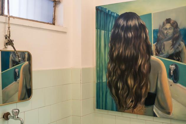 White Gallery: la donna di Greta Pllana