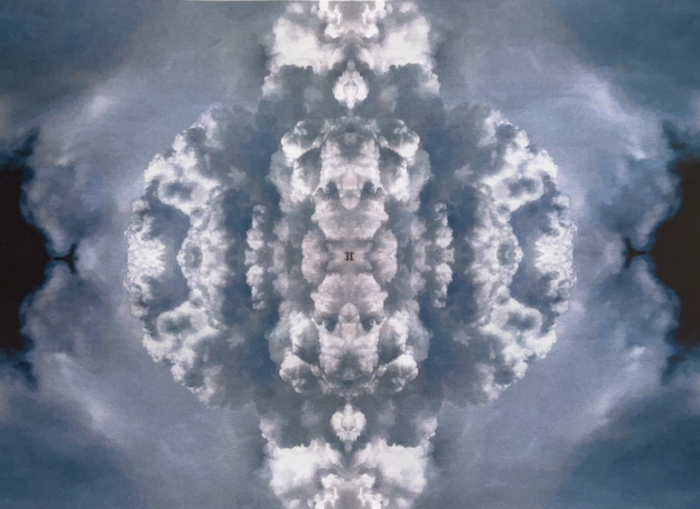 Myra Bonifazi e le sue nuvole riflettenti