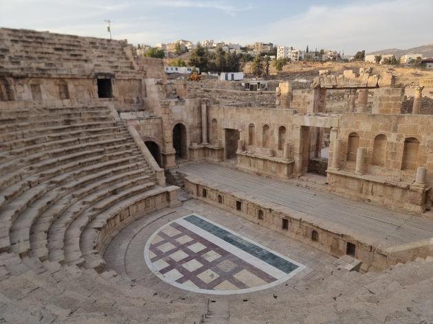 Jerash: uno dei due teatri romani