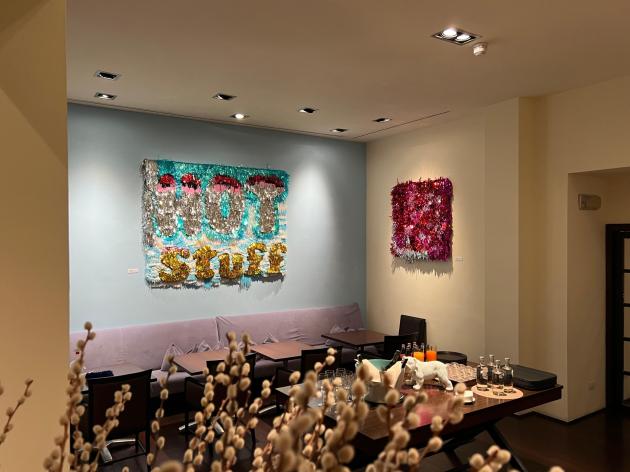 Le opere di Daniel Gonzales al Gallery Art Hotel a Firenze