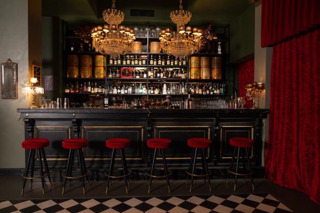 Il Flores C&ograve;cteles del Porte&ntilde;o Prohibido