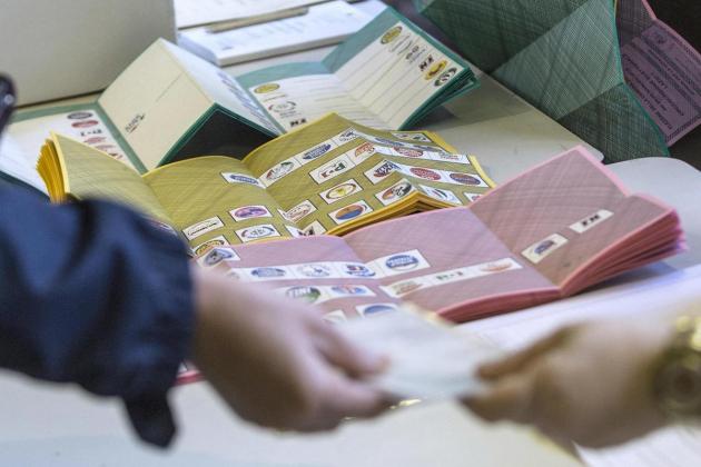 Elezioni 2022, a Roma mancano 500 presidenti di seggio e scrutatori: 1000 vigili pronti a sostituirli