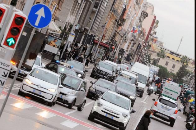 L'auto si conferma mezzo di trasporto preferito degli italiani