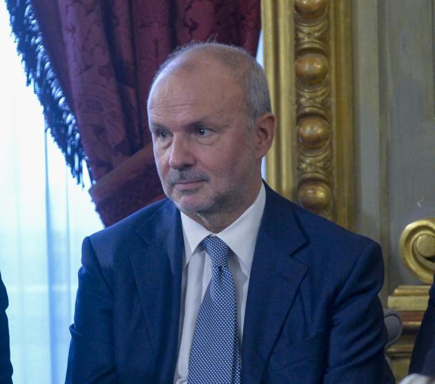 Covid, Schillaci riferisce in Senato: "Sequenziamento necessario, dalla cine informazioni poco affidabili"