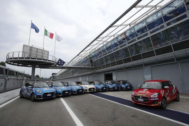 Suzuki al mimo 2023, è l'auto dello sport italiano