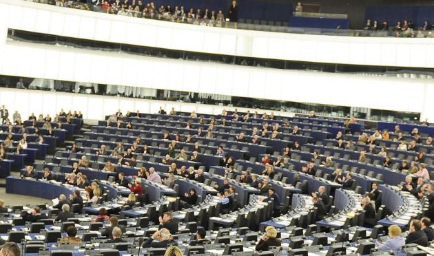 Gaza, l'Ue si sveglia: approvata con 52,8% voti la risoluzione per riconoscere Stato di Palestina in ogni Paese europeo, 26,1% i contrari e 21,1% gli astenuti