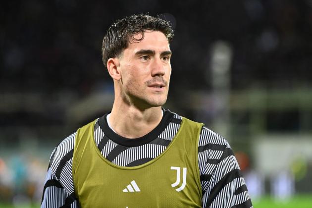 Calcio: Allenamento Juve davanti ai tifosi. Vlahovic fa tripletta